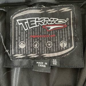 Teknic motorcycle jacket Men’s size 56/66 gently used good condition Black